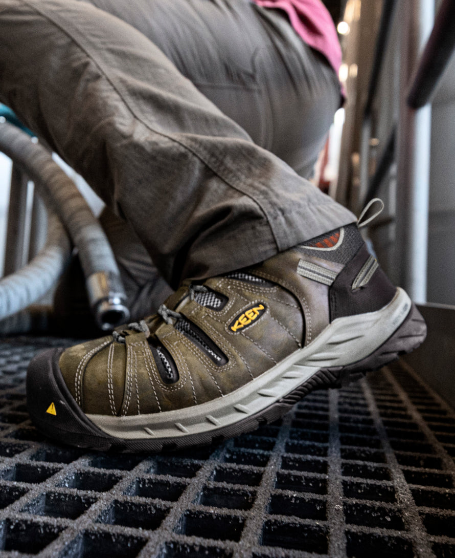 Keen Men's Flint II (Steel Toe) Shitake/Rust