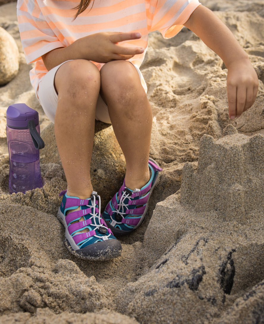 Keen Little Kids' Newport Boundless Sandal Black/Precious Blue
