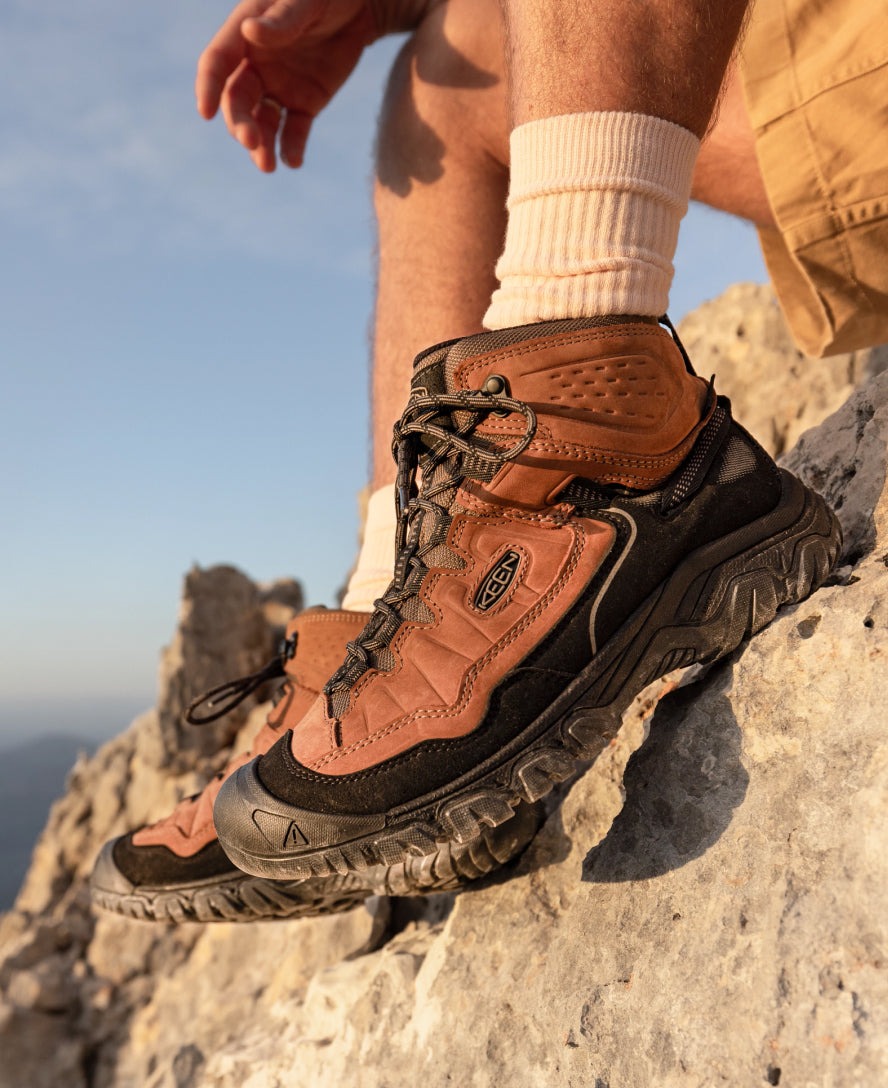 Keen Men's Targhee IV Waterproof Hiking Boot Bison/Black