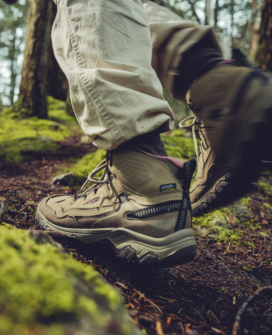 Keen Women's Targhee IV Wide Waterproof Hiking Boot Brindle/Nostalgia Rose