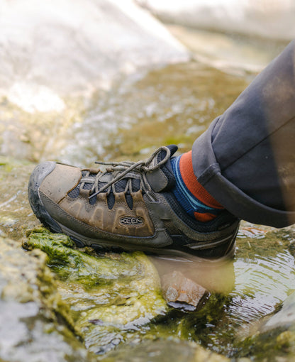 Keen Men's Targhee III Waterproof Black Olive/Golden Brown