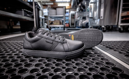 Keen Men's Kenton WTX Work Shoe (Soft Toe) Black/Black