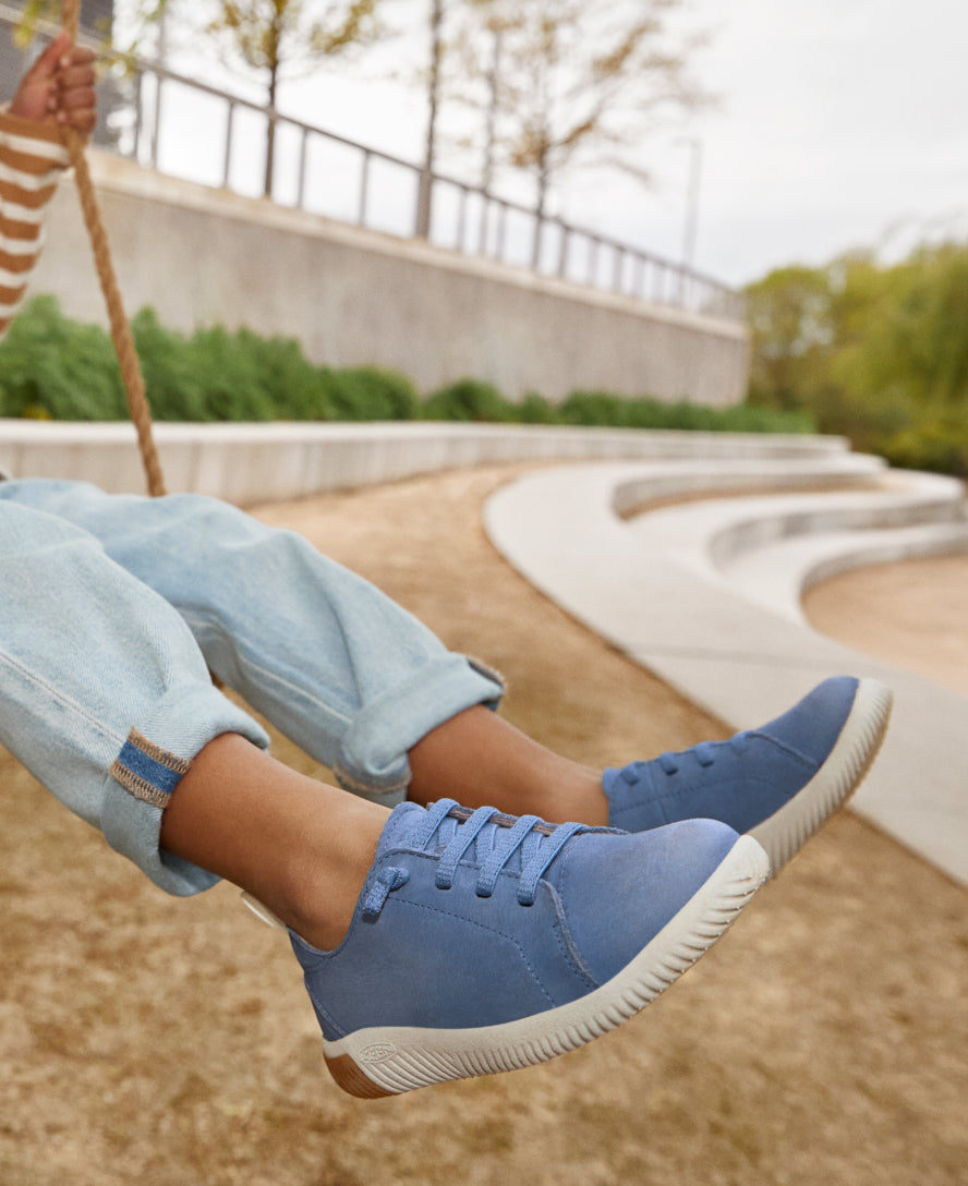 Keen Big Kids' KNX Leather Sneaker Coronet Blue/Vapor